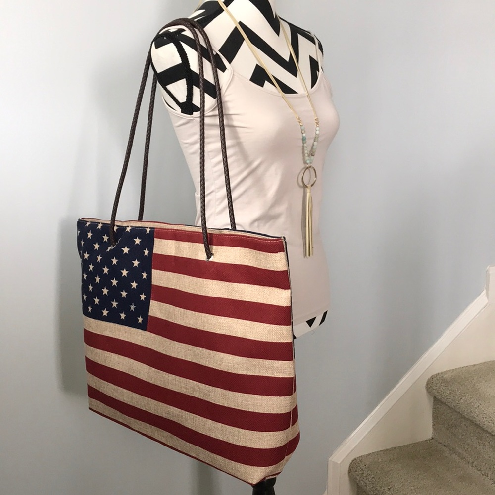 🇺🇸HOST PICK🇺🇸America Flag Beach Tote - Picture 4 of 6